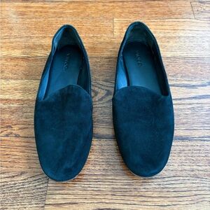 Vince Milo Suede Leather Women's size 9M Black Flat Loafer Slip On Shoes